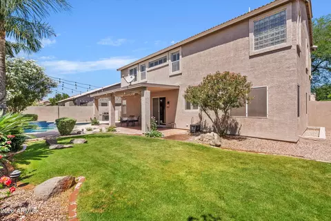 Exterior - 3569 E Wyatt Way, Gilbert, AZ 85297 photo 8 of 10