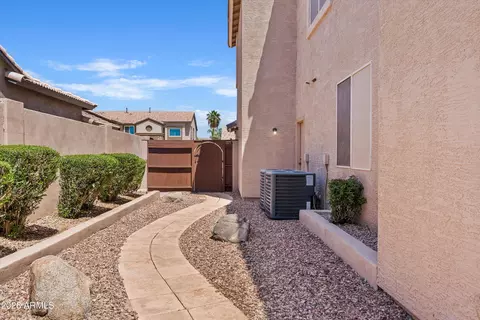 Exterior - 3569 E Wyatt Way, Gilbert, AZ 85297 photo 6 of 10