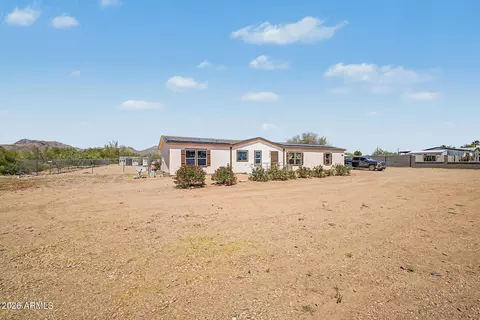 2576 W Tepee St, Apache Junction, AZ 85120 photo 2
