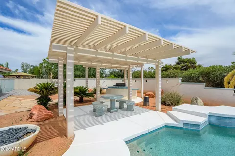 7811 E Charter Oak Rd, Scottsdale, AZ 85260