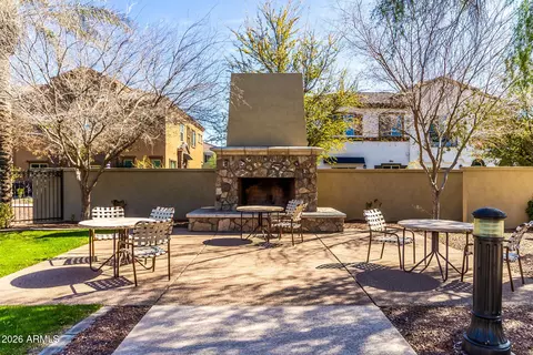 Exterior - 1821 E Bernie Ln #103, Gilbert, AZ 85295 photo 14 of 17