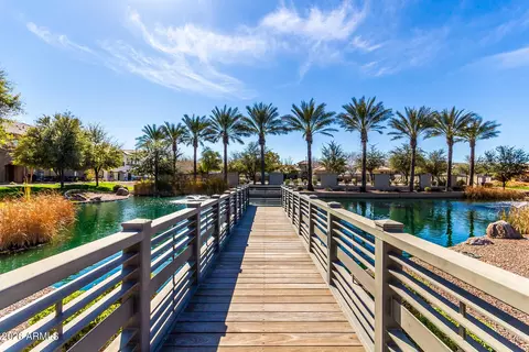 View/Area - 1821 E Bernie Ln #103, Gilbert, AZ 85295 photo 5 of 6