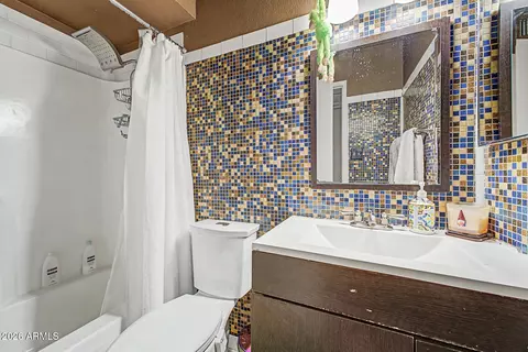 Bath - 5221 E Saguaro Cir, Phoenix, AZ 85044 photo 3 of 3