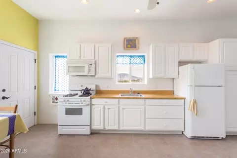 Kitchen - 995 S Ruby Dare Rd, Bisbee, AZ 85603 photo 6 of 6