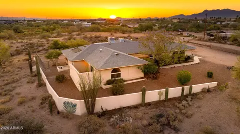View/Area - 2323 E Greasewood St, Apache Junction, AZ 85119 photo 2 of 2