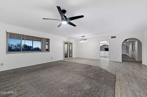 Living - 2323 E Greasewood St, Apache Junction, AZ 85119 photo 4 of 5
