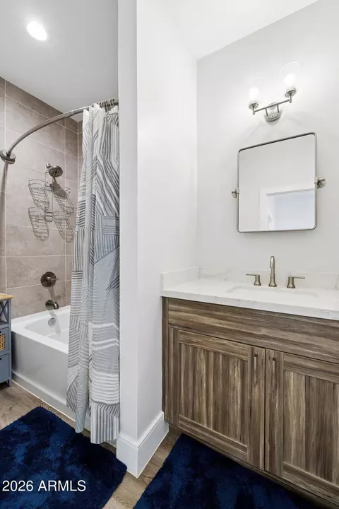 Bath - 167 E Lexington Ave, Gilbert, AZ 85234 photo 8 of 8
