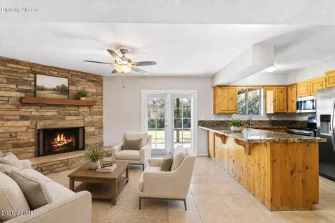 Living - 4371 E Villa Maria Dr, Phoenix, AZ 85032 photo 2 of 8