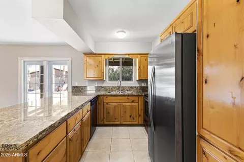 Kitchen - 4371 E Villa Maria Dr, Phoenix, AZ 85032 photo 1 of 3