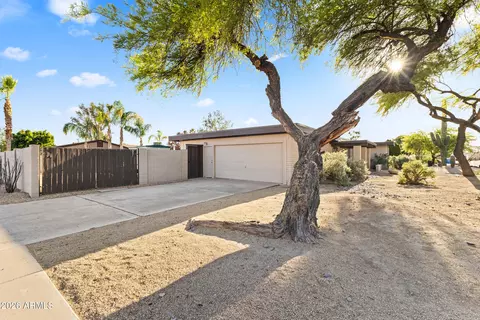 Exterior - 4371 E Villa Maria Dr, Phoenix, AZ 85032 photo 7 of 10