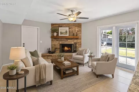 Living - 4371 E Villa Maria Dr, Phoenix, AZ 85032 photo 3 of 8