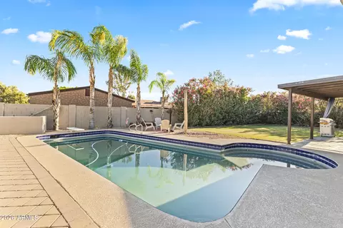 Exterior - 4371 E Villa Maria Dr, Phoenix, AZ 85032 photo 4 of 9