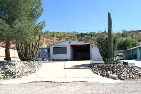 41 W Morris Dr, Queen Valley, AZ 85118