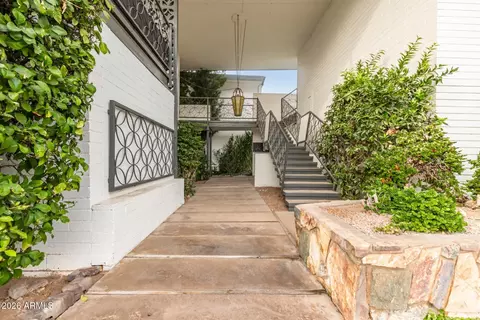 3270 E Camelback Rd #213, Phoenix, AZ 85018