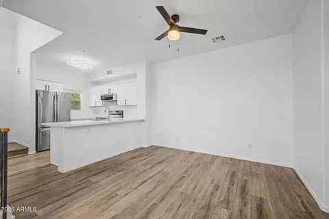 Living - 166 W Laurel Ct, Gilbert, AZ 85233 photo 2 of 3