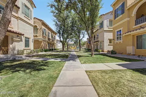 Exterior - 166 W Laurel Ct, Gilbert, AZ 85233 photo 6 of 14