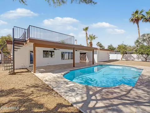 Exterior - 4050 E Alan Ln, Phoenix, AZ 85028 photo 7 of 10