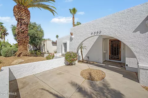 Exterior - 4050 E Alan Ln, Phoenix, AZ 85028 photo 4 of 10