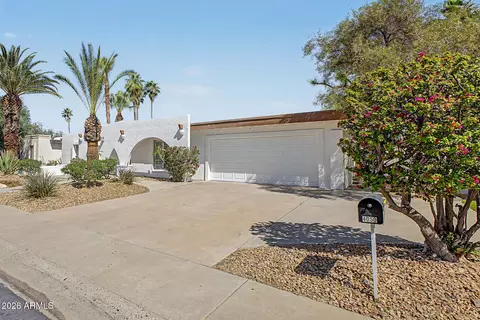 Exterior - 4050 E Alan Ln, Phoenix, AZ 85028 photo 3 of 10