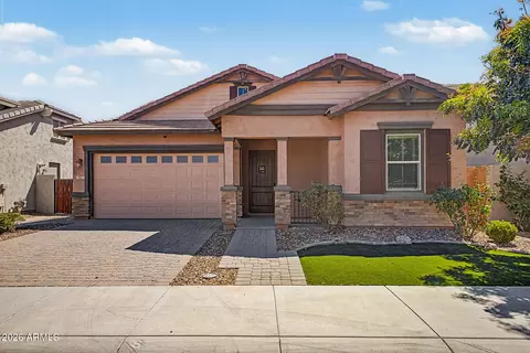 927 S Soho Ln, Chandler, AZ 85225