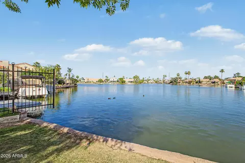 View/Area - 1700 E Lakeside Dr #63, Gilbert, AZ 85234 photo 2 of 5