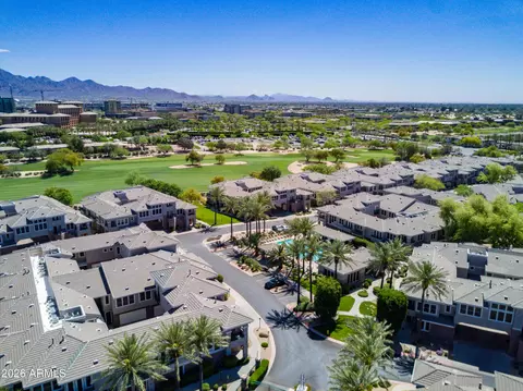 15221 N Clubgate Dr #2071, Scottsdale, AZ 85254