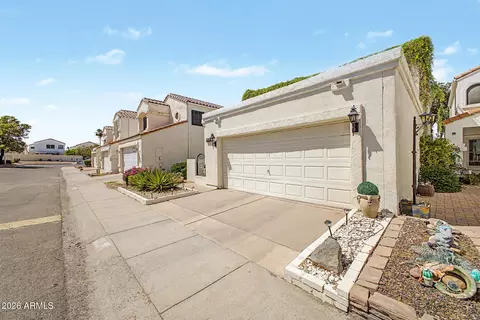 Exterior - 2334 E Gelding Dr, Phoenix, AZ 85022 photo 2 of 11