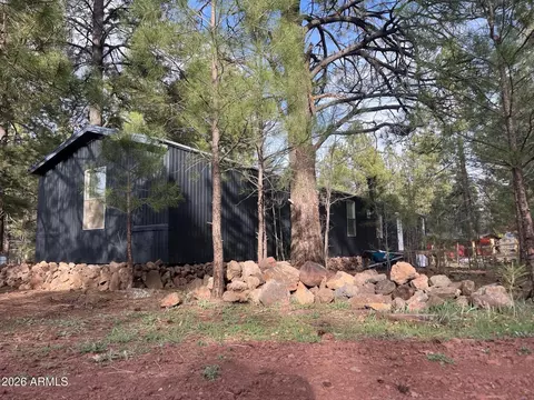 93 N Erickson Ave, Parks, AZ 86018