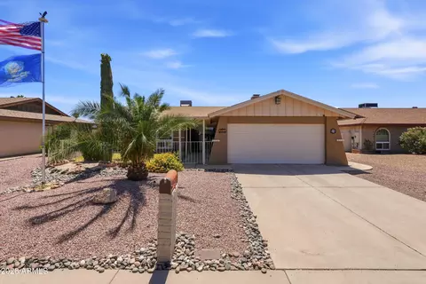 2925 W Villa Rita Dr, Phoenix, AZ 85053