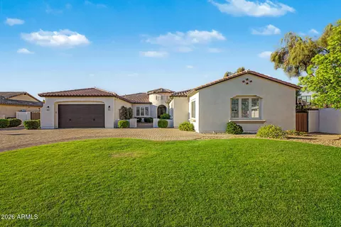 8406 W Louise Ct, Peoria, AZ 85383