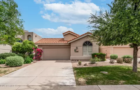 6712 E Saddleback Cir, Mesa, AZ 85215