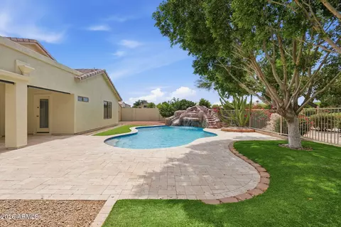 Exterior - 2204 S Quartz Ct, Gilbert, AZ 85295 photo 4 of 9
