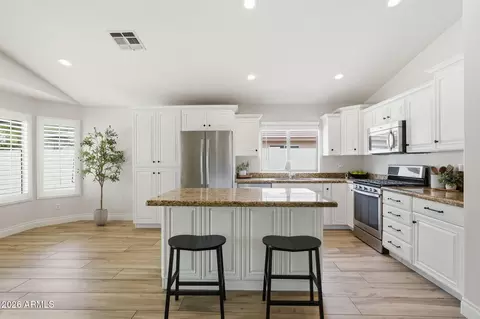 Kitchen - 2204 S Quartz Ct, Gilbert, AZ 85295 photo 1 of 5