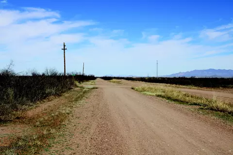 66 NW Acres Nw West Point Rd #576, Douglas, AZ 85067