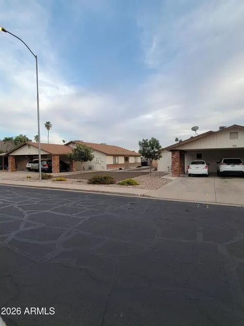 913 E Fountain St, Mesa, AZ 85203