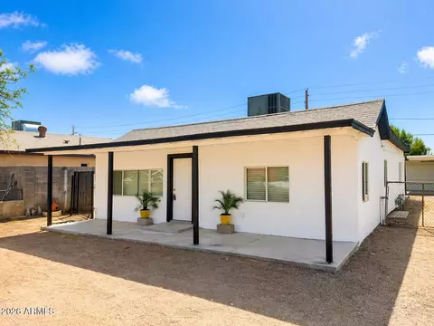 4602 S 8th St, Phoenix, AZ 85040