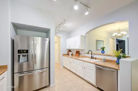 Kitchen - 6351 S Blake St, Gilbert, AZ 85298 photo 3 of 6