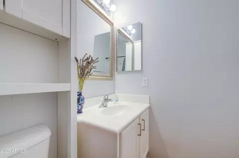 Bath - 6351 S Blake St, Gilbert, AZ 85298 photo 6 of 6