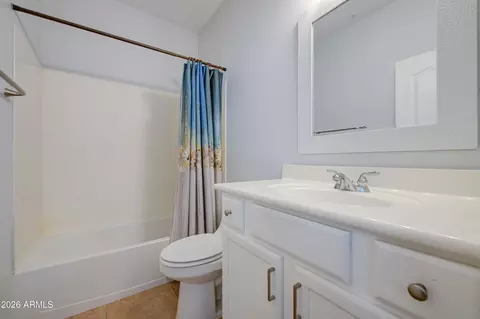 Bath - 6351 S Blake St, Gilbert, AZ 85298 photo 3 of 6