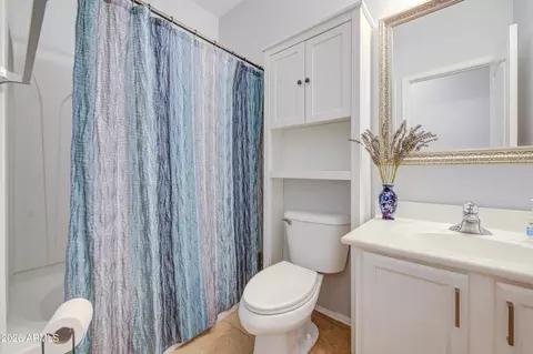 Bath - 6351 S Blake St, Gilbert, AZ 85298 photo 5 of 6