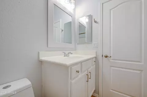 Bath - 6351 S Blake St, Gilbert, AZ 85298 photo 4 of 6