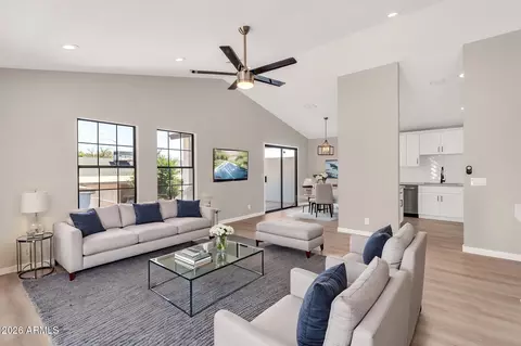 921 S Val Vista Dr #41, Mesa, AZ 85204
