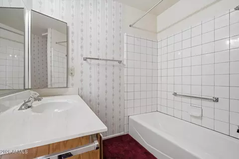 Bath - 8008 E Monte Ave, Mesa, AZ 85209 photo 2 of 2