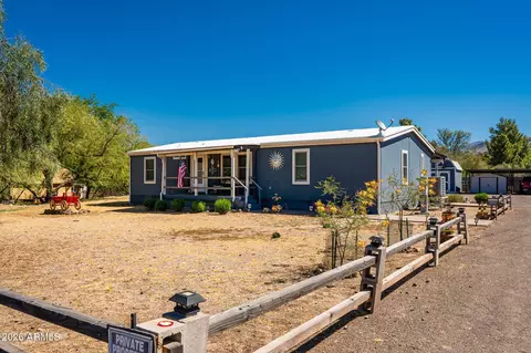 33701 S Park Ln, Black Canyon City, AZ 85324