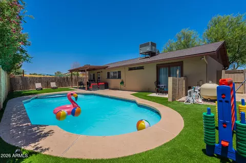 3911 W Desert Cove Ave, Phoenix, AZ 85029