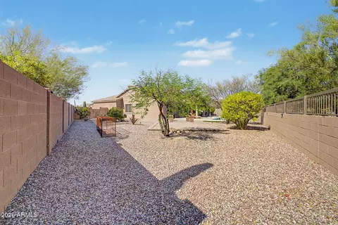 Exterior - 7762 E Russell Cir, Mesa, AZ 85207 photo 5 of 14