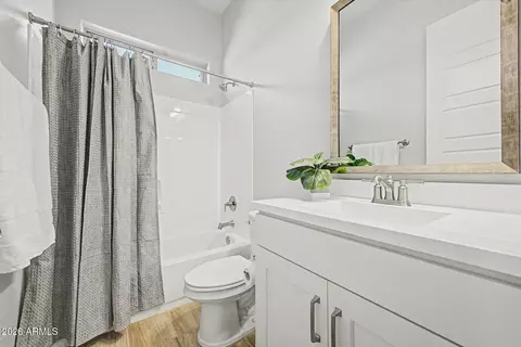 Bath - 5735 E Sayan St, Mesa, AZ 85215 photo 2 of 2