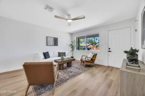 Living - 3016 N 35th Dr, Phoenix, AZ 85019 photo 1 of 1