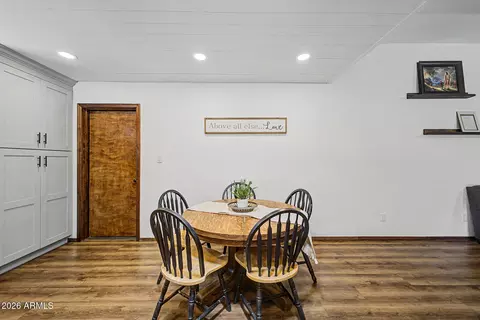 Dining - 5433 E Drummer Ave, Mesa, AZ 85206 photo 1 of 1