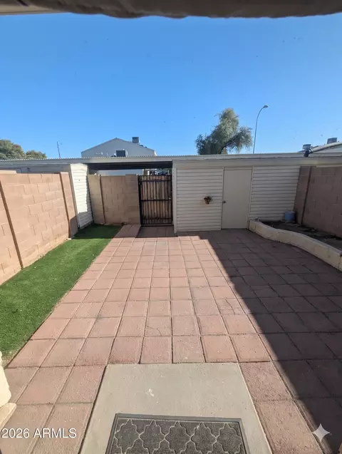 Exterior - 746 E Strahan Dr, Tempe, AZ 85283 photo 1 of 4